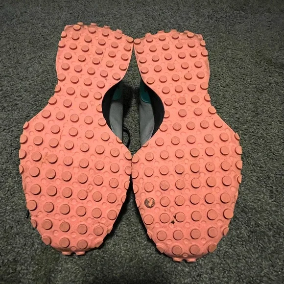 New Balance Gray and Teal Sneakers - Picture 6 of 7